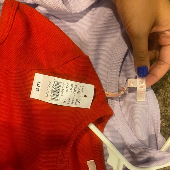 Two Pacsun Crop Tops - Picture 3 of 3